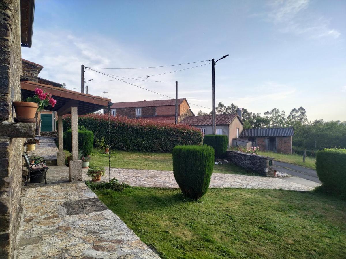 Casa O Castelo En Touro 빌라 외부 사진